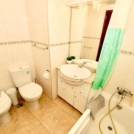 Appartement Maritime - For 5, 70m From The
